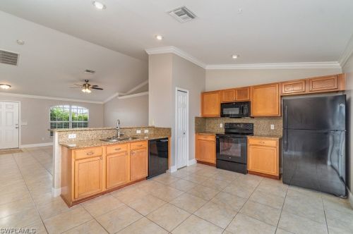 1839 19th Pl, Cape Coral, FL 33909-4658