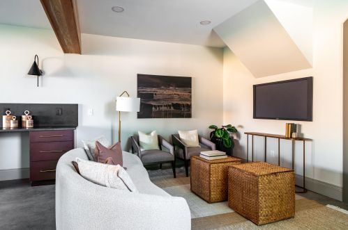 330 Pike St, Covington KY 41011-2127 exterior