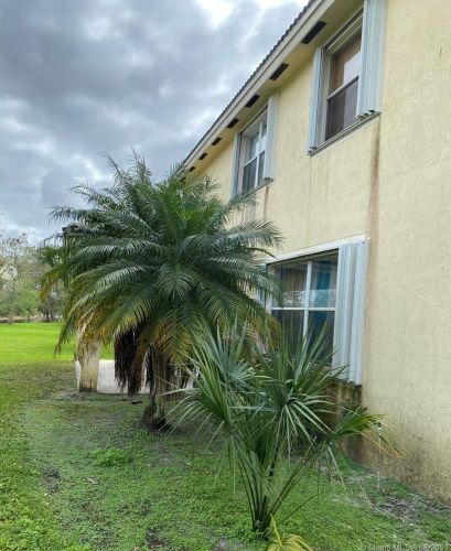 14917 54th St, Hollywood, FL 33027-3683