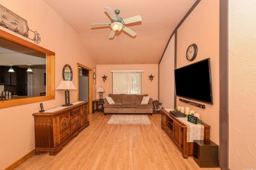 33 Marc Dr, Panamoka NY  11961-2105 exterior