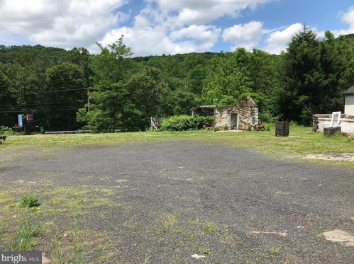 155 Seven Stars Rd, Primrose PA  17901-9272 exterior