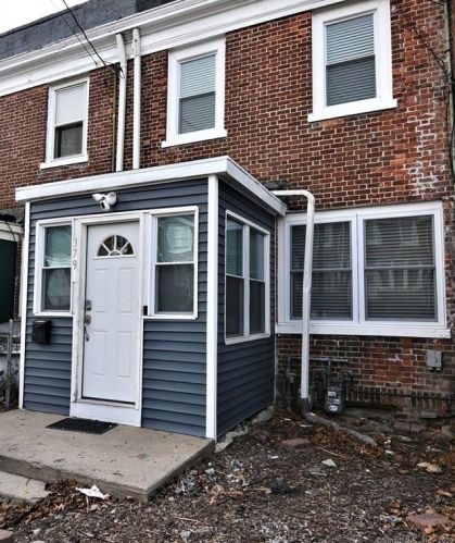 379 Remington St, Bridgeport CT  06610-2212 exterior