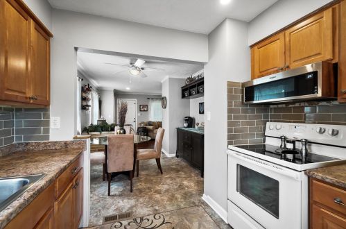 3962 La Rosa Ct, Darbydale OH  43123-2814 exterior