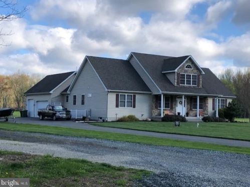 247 Lloyd Guessford Rd, Blackbird, DE 19734-9299