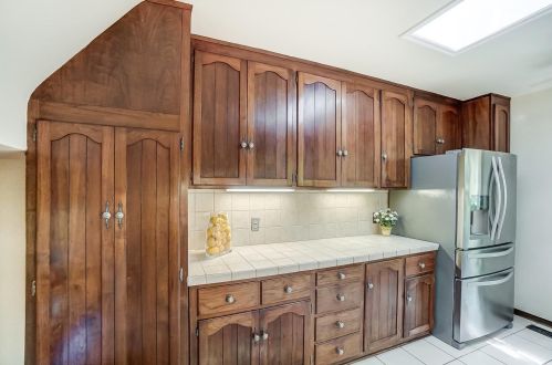 811 Princeton Dr, Terrace Park, OH 45174-1236
