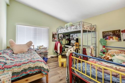 31921 Emerald Ln, Santa Clarita CA  91384-3102 exterior