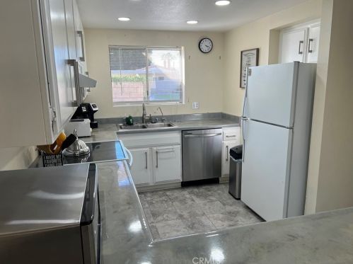 48936 Eisenhower Dr, Indio CA  92201-7597 exterior