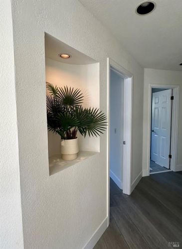 2647 Lago Oaks Dr, Santa Rosa CA  95405-9100 exterior