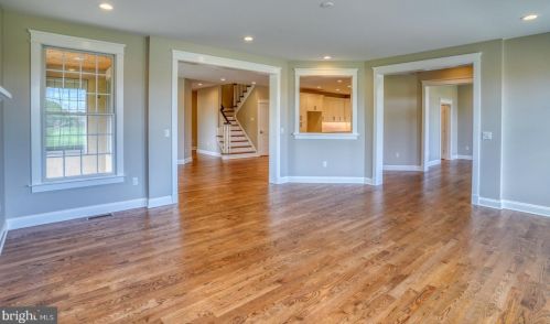 94 Wolf Creek Cir, Dover DE  19901-4917 exterior