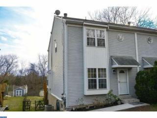 807 Clearfield Ave, Collegeville, PA 19473-1331