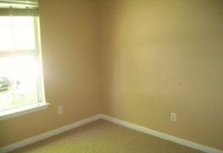 9224 Kimmel Ln, Charlotte, NC 28216-1768