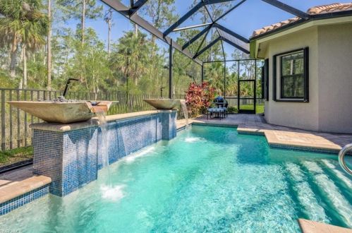 3304 Atlantic Cir, Naples FL  34119-8638 exterior