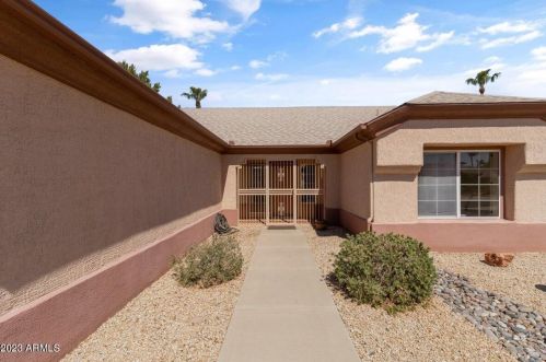 15012 Yosemite Dr, Sun City, AZ 85375-5760