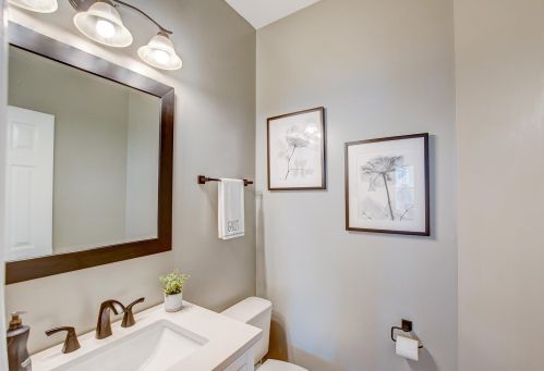 160 Fair Sailing Rd, Mount Pleasant SC  29466-8158 exterior