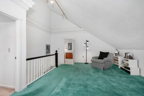 5 Kipford Way, Nashua NH 03063-1504 exterior