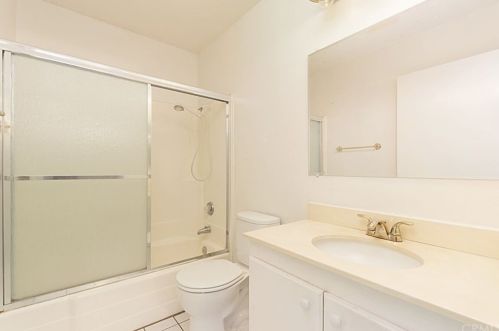 67 Lemon Grv, Irvine CA 92618-4510 exterior