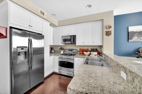 427 Linden Dr, Orange CA  92865-5006 exterior