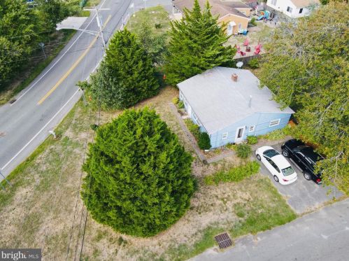 1001 Beach Blvd, Lacey NJ  08731-4726 exterior