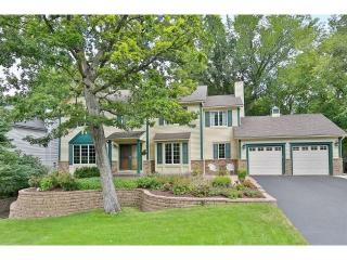 13900 Daphne Ln, Lakeville, MN 55068-3340