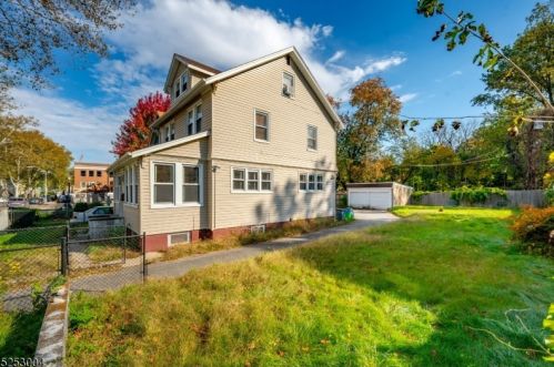 250 Park St, East Orange NJ  07017-1846 exterior