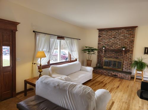 1525 Leeward Dr, Southold, NY 11971-3812