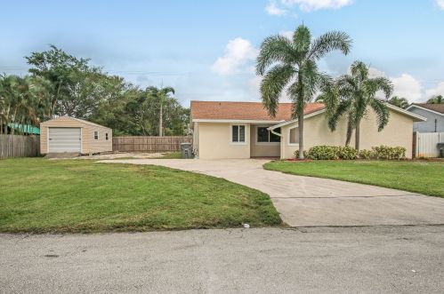 3875 Coelebs Ave, Boynton Beach, FL 33436-2708
