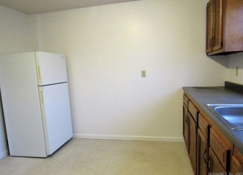 54 Washington St, Wallingford CT  06492-3530 exterior