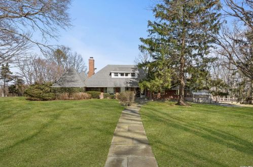 214 Centre Island Rd, Muttontown, NY 11771-4909
