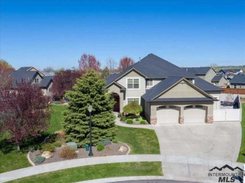 595 Paddington Pl, Star, ID 83669-5835