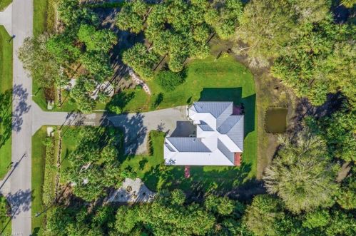 4875 20th Ave, Naples FL  34117-9194 exterior