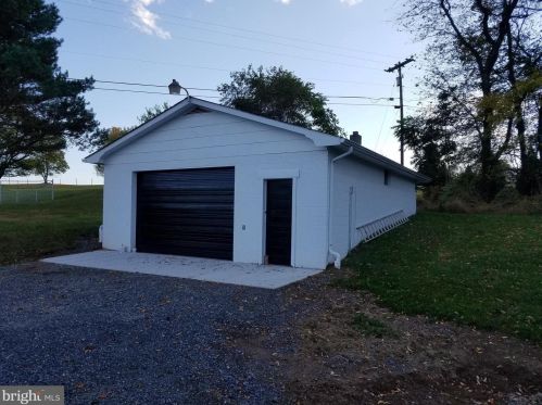 81 Orchard Dr, Three Churches, WV 26757-6307