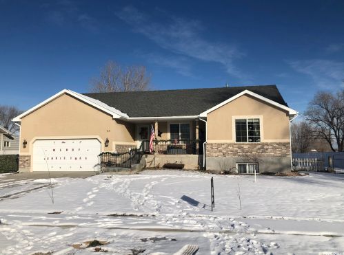 88 Clark St, Grantsville, UT 84029-9348