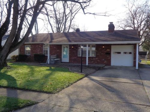 2916 Bayview Ln, Sandusky, OH 44870-5934