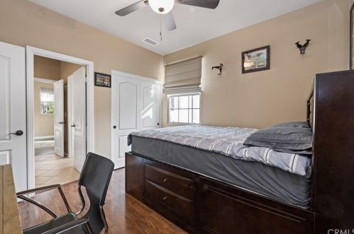 105 Mission, Irvine CA  92620-3420 exterior