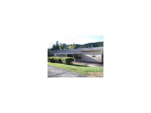 913 Indiana Avenue Ext, Avonmore, PA 15618-9797