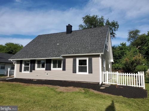 28 Buckingham Dr, Willingboro NJ  08046-1623 exterior