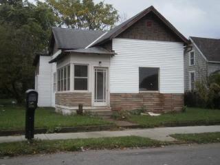 1120 Shipley St, Muncie, IN 47302-3738