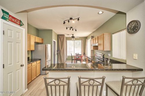 1978 Dove St, Gilbert, AZ 85233-8945