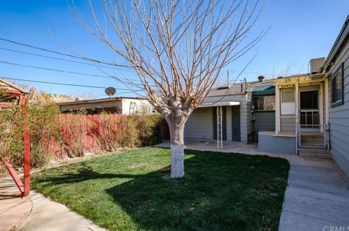 16842 Tracy St, Victorville CA  92395-3722 exterior