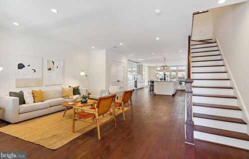 229 18th St, Washington, DC 20003-1645