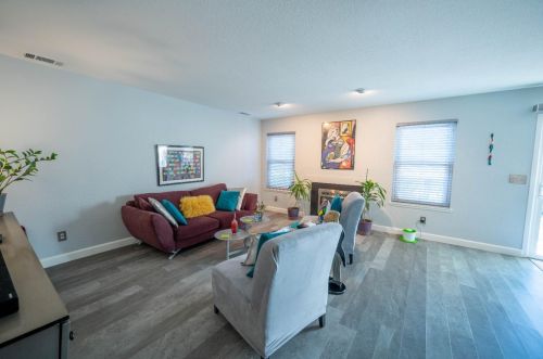 1104 Cedar Creek Dr, Modesto, CA 95355-5206