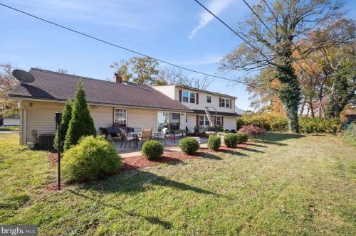 42 Edison Ln, Willingboro NJ  08046-2406 exterior