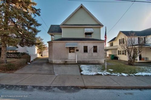 409 Delaware St, Jessup, PA 18434-1421