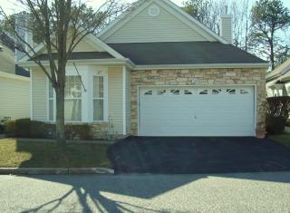 540 Leisure Dr, Panamoka, NY 11961-1649