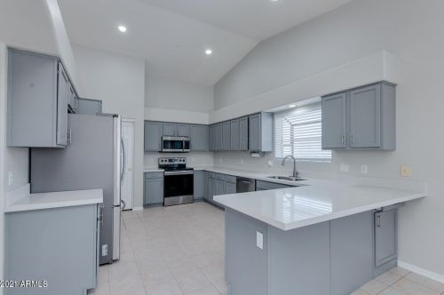 15505 Palisades Blvd, Scottsdale AZ 85268-2755 exterior