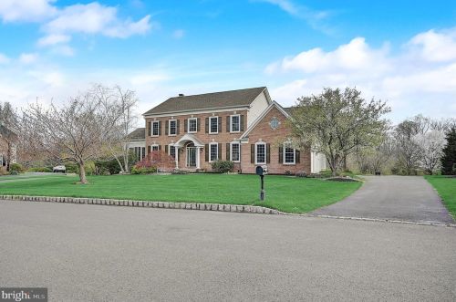 1002 Glendevon Dr, Prospectville, PA 19002-1859