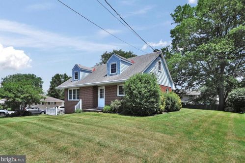 1749 Church Rd, Swatara, PA 17033-1814