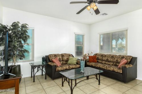 603 Cody Dr, Phoenix, AZ 85040-2177