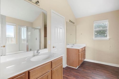 111 Goddard, Uhland TX  78640-5484 exterior