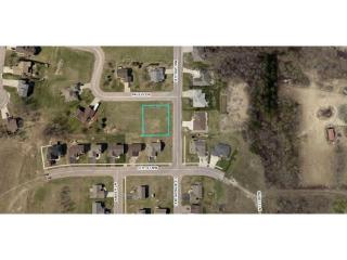 1809 Paulis Dr, Faribault, MN 55021-2831